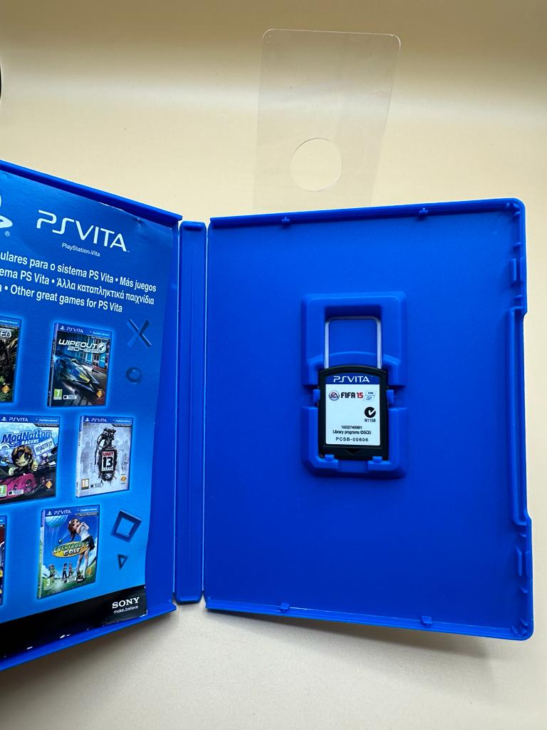 FIFA 15 - Edition essentielle PS Vita , occasion
