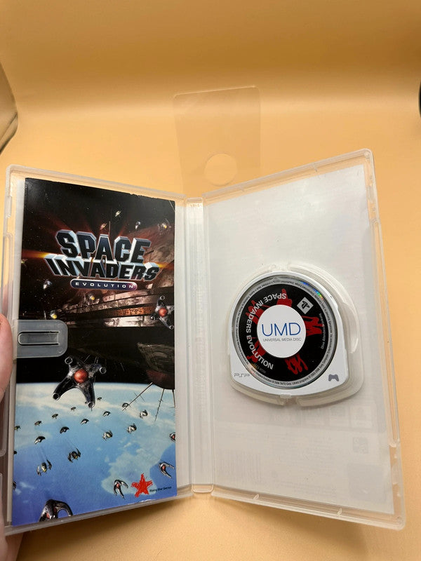 Space Invaders Evolution PSP , occasion